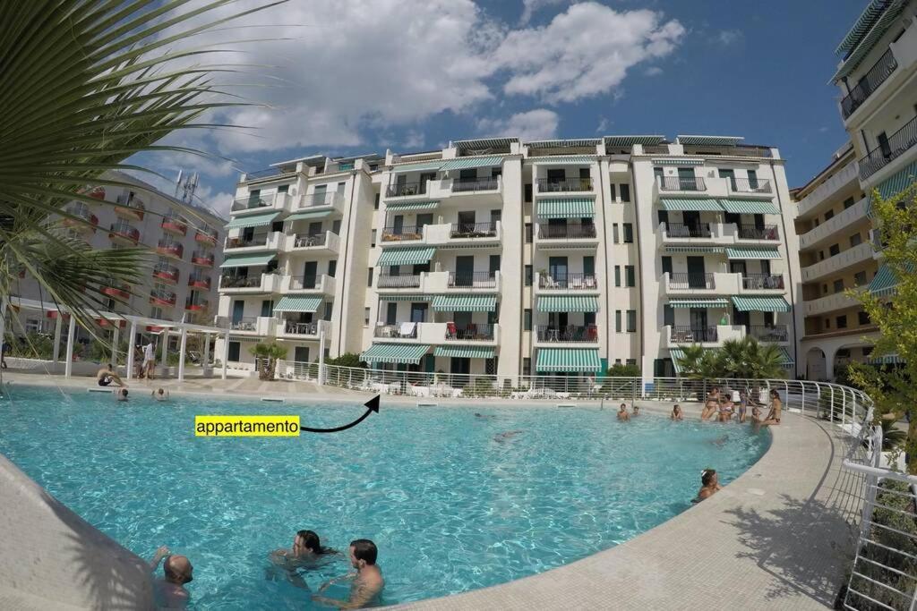 El Palmar Residence Vista-Mare E Vista-Piscina Jesolo Extérieur photo