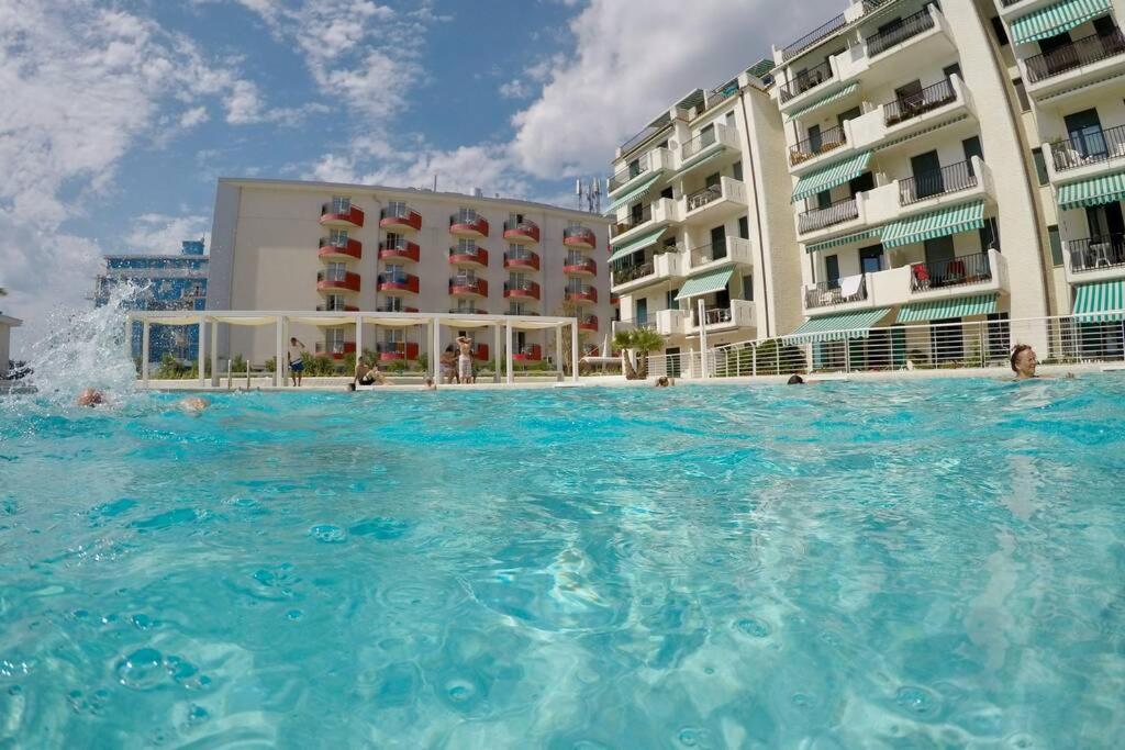 El Palmar Residence Vista-Mare E Vista-Piscina Jesolo Extérieur photo